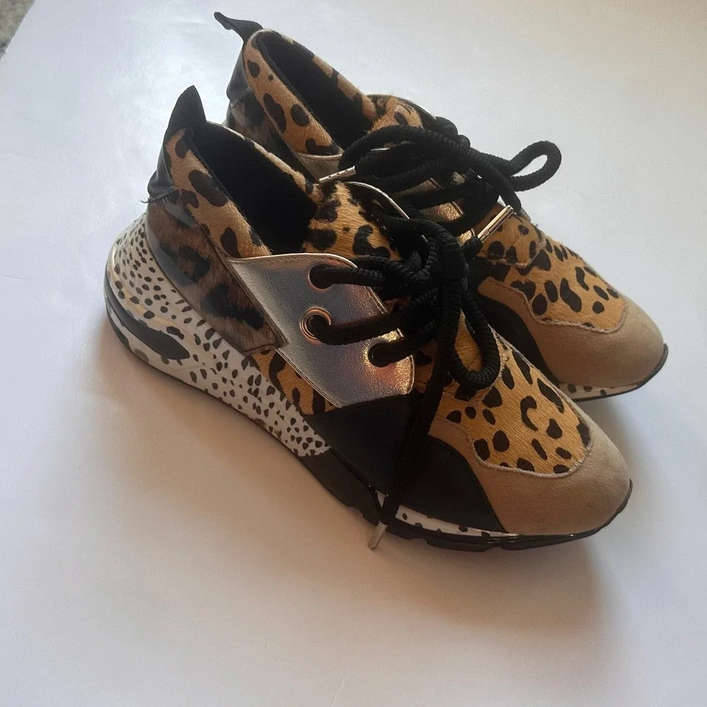 Steve Madden steve madden